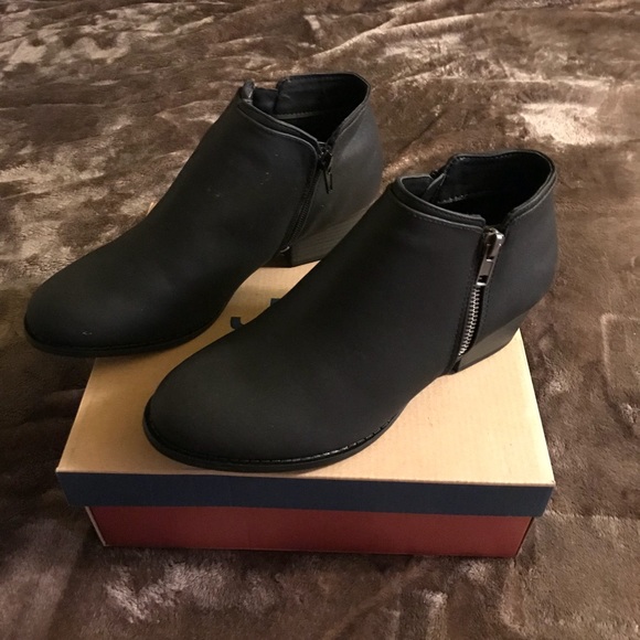 Shoes - Price ✂️🌺Ankle Boots🌺